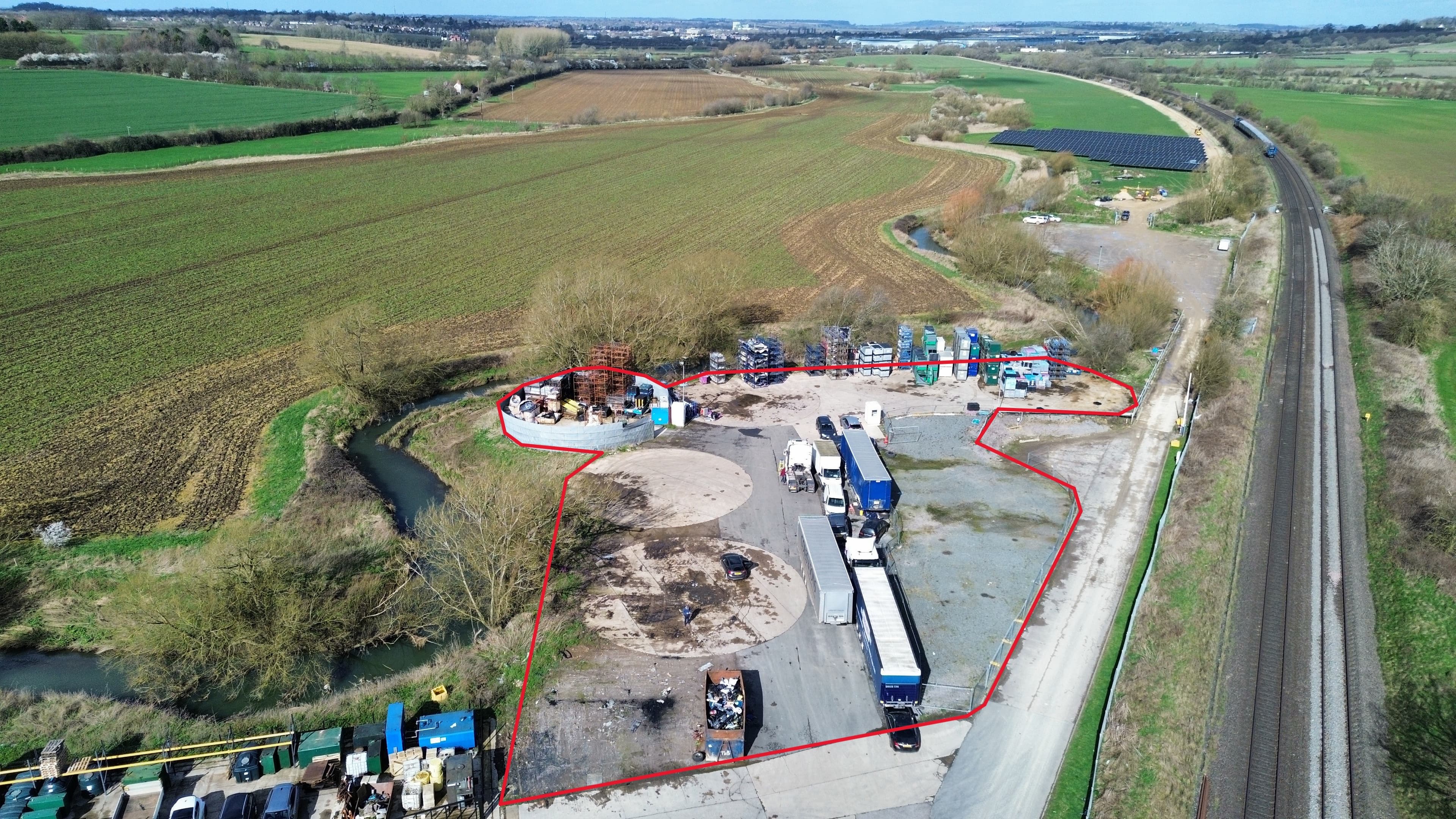 Yard 8A & 8B, Cherwell Valley Business Park, Twyford, Banbury, Northamptonshire, OX17 3AS — photo 1